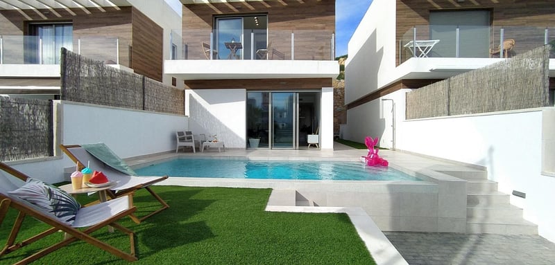 House in Villamartin - view 1
