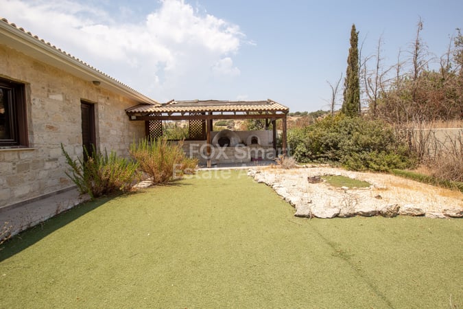 House in Maroni - view 1