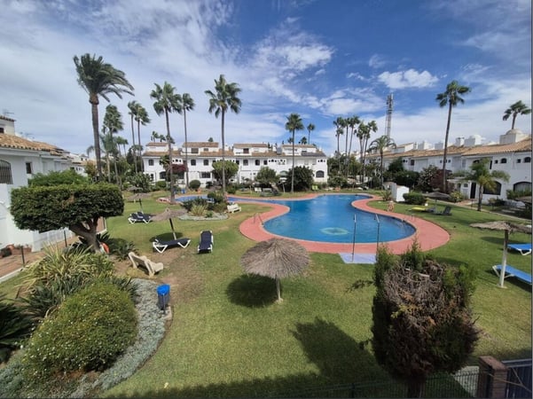 House in San Pedro de Alcantara - view 1