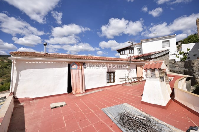House in Tahal - view 1