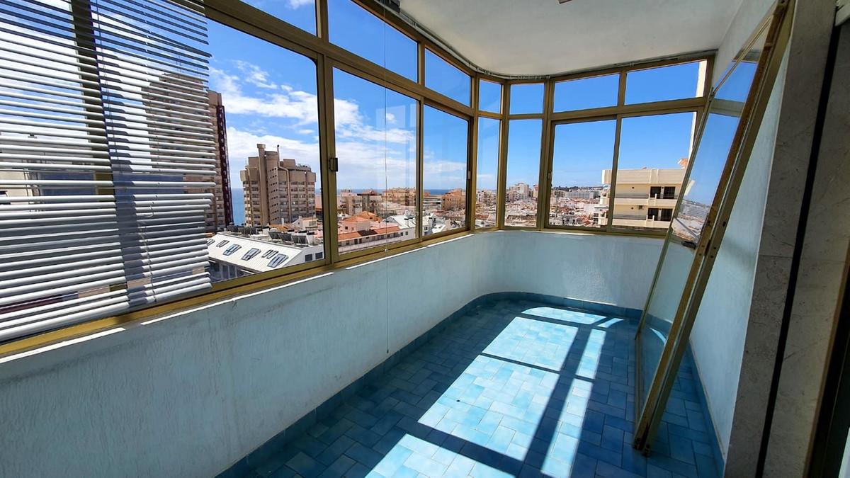 Apartment in Fuengirola - Image 2