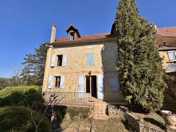 House in Sarlat-la-Caneda - view 1