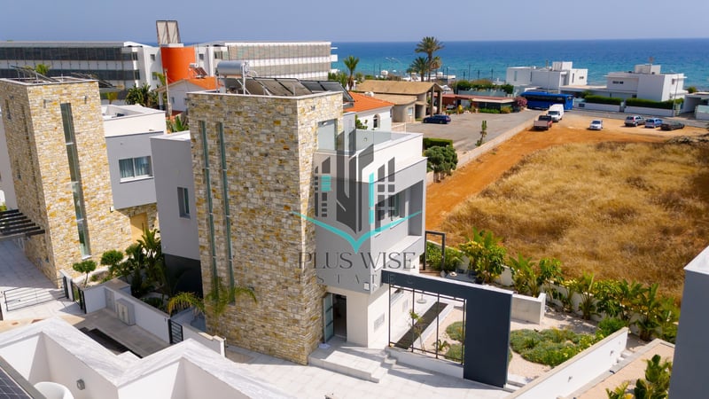 Villa in Ayia Napa - view 1