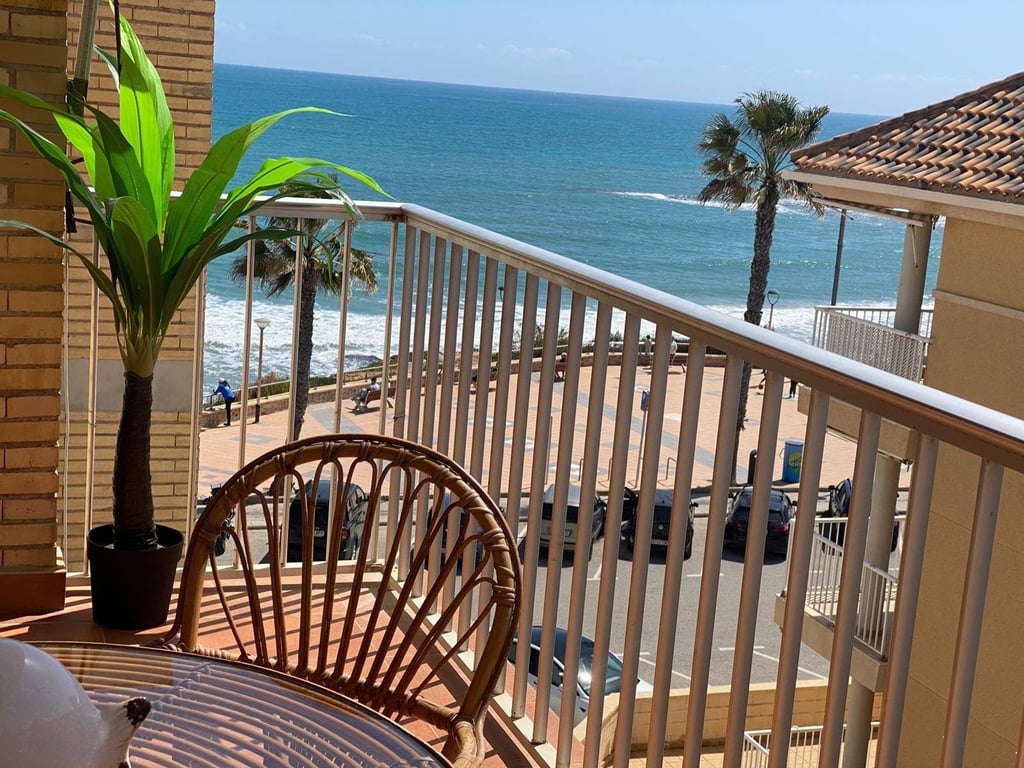 Apartment in Torre de la Horadada - Image 2