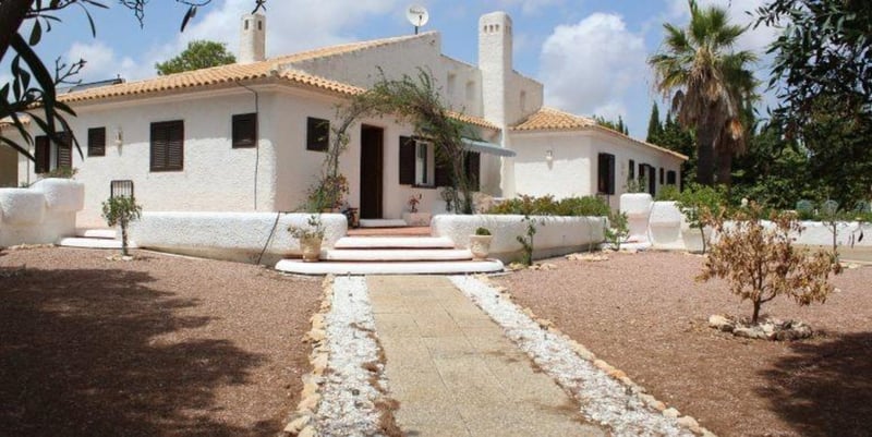 Villa in Dehesa de Campoamor - view 1