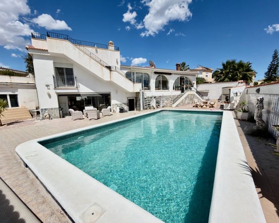 Villa in Ciudad Quesada - view 1