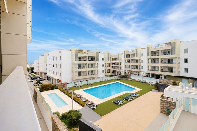 Apartment in San Pedro de Alcantara - view 1
