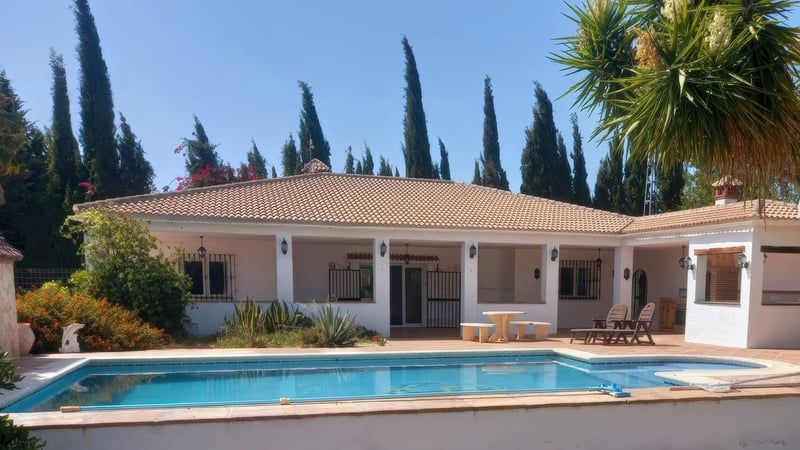 Apartment in Alhaurin el Grande - view 1