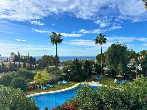 Apartment in Sitio de Calahonda - view 1