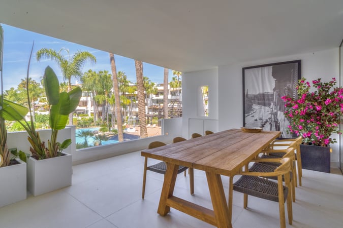 Apartment in Nueva Andalucia - view 1