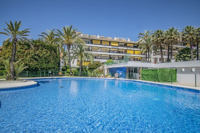 Penthouse in Nueva Andalucia - view 1