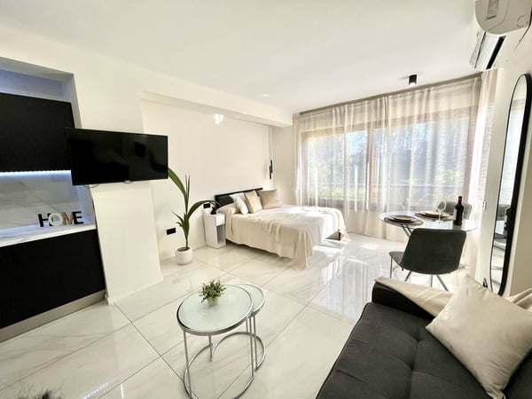 Apartment in Nueva Andalucia - view 1