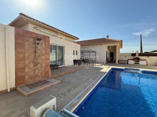 House in Erimi - view 1