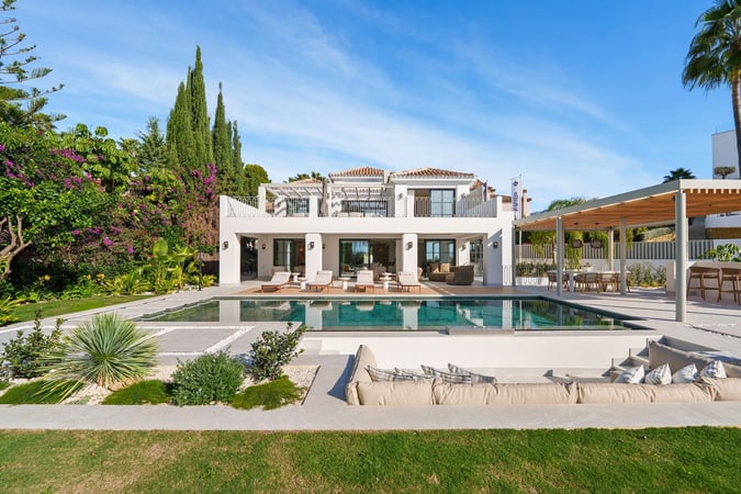 House in Benahavis - view 1