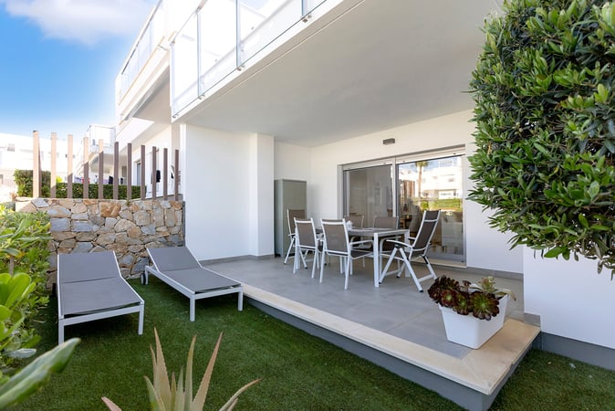 Apartment in Jacarilla - view 1