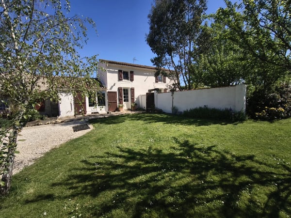 House in L'Hermenault - view 1