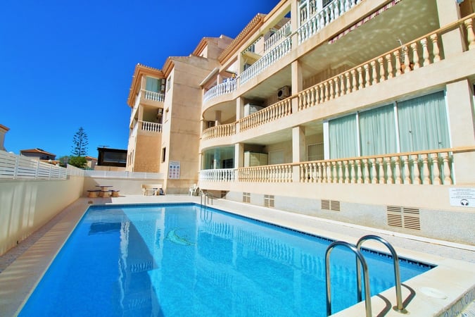 Apartment in Playa Flamenca - view 1