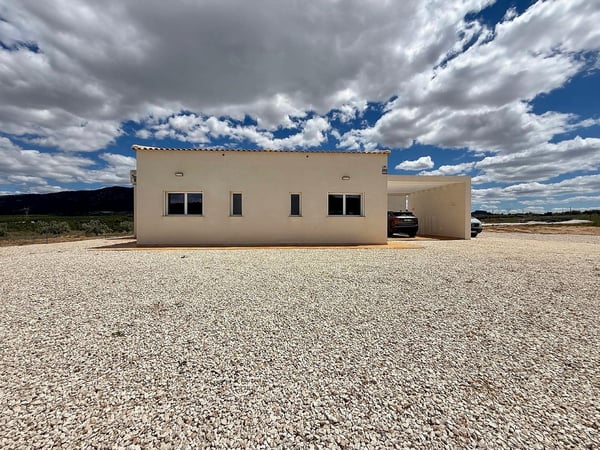House in Salinas - view 1