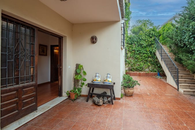 Villa in Malaga - view 1