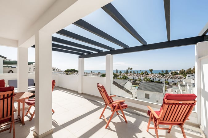 Penthouse in Estepona - view 1