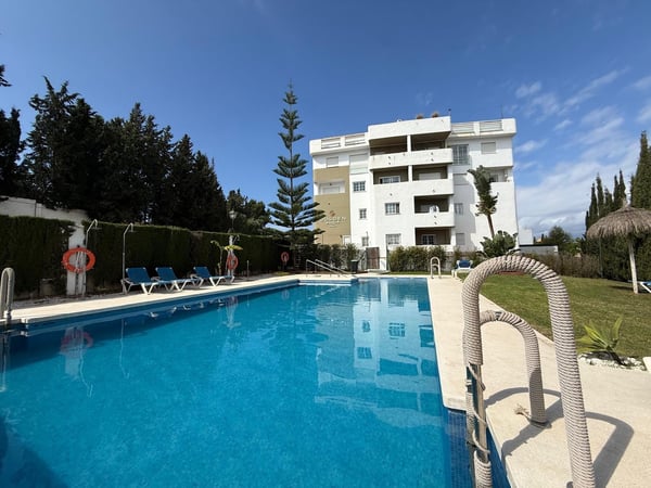Apartment in Nueva Andalucia - view 1