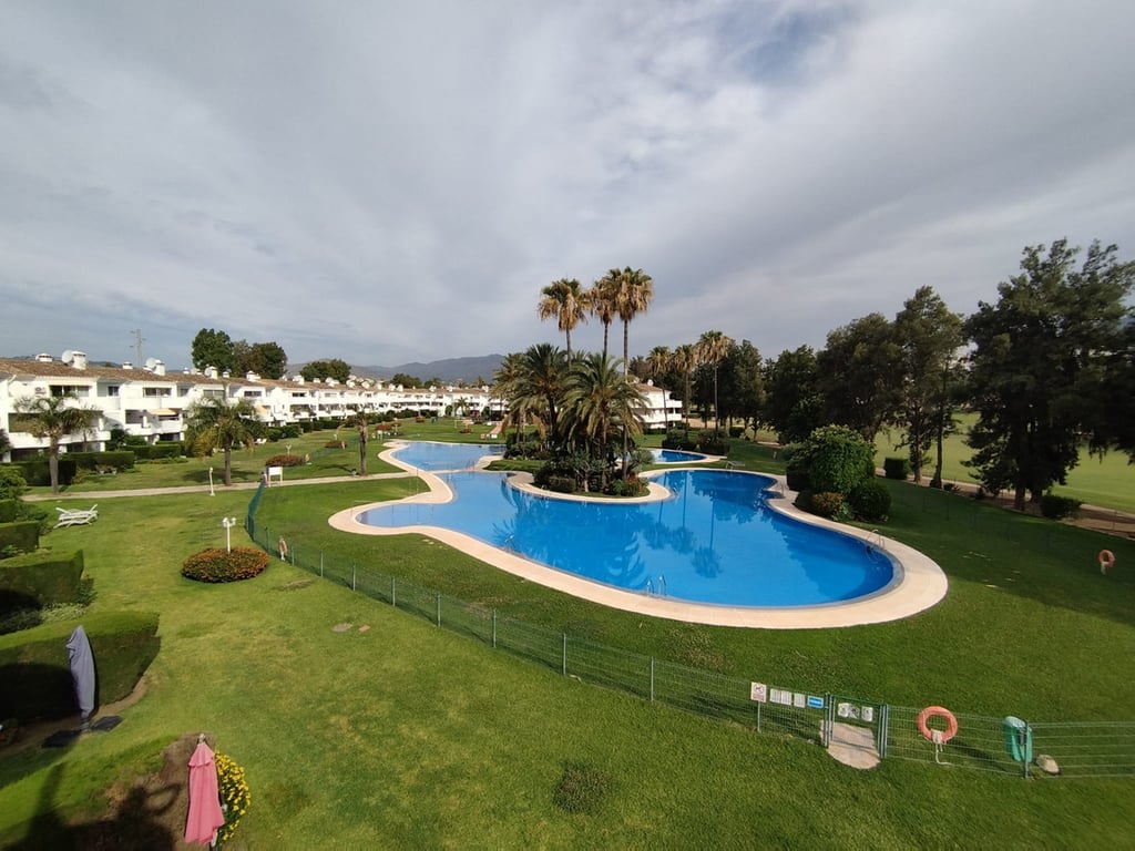 Apartment in Mijas Costa - Image 3