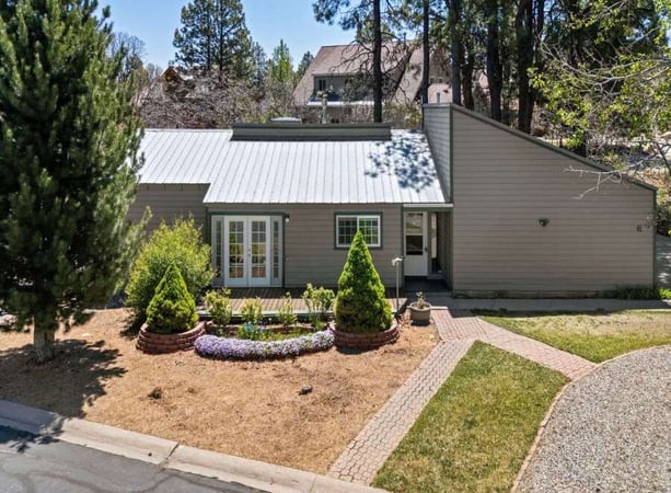 House in Durango High School District - view 1