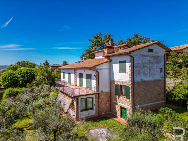 Villa in Sinalunga - view 1
