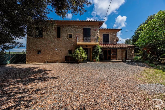 House in Guardistallo - view 1