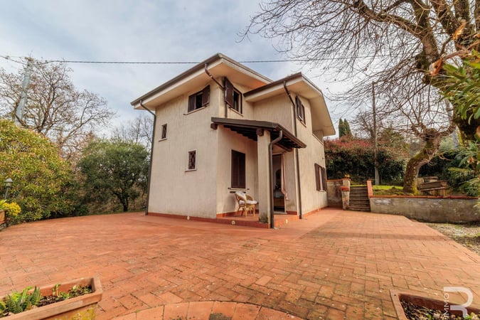 Villa in Massarosa - view 1