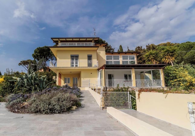 Villa in Massarosa - view 1