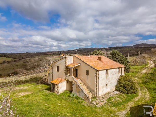 House in Scansano - view 1
