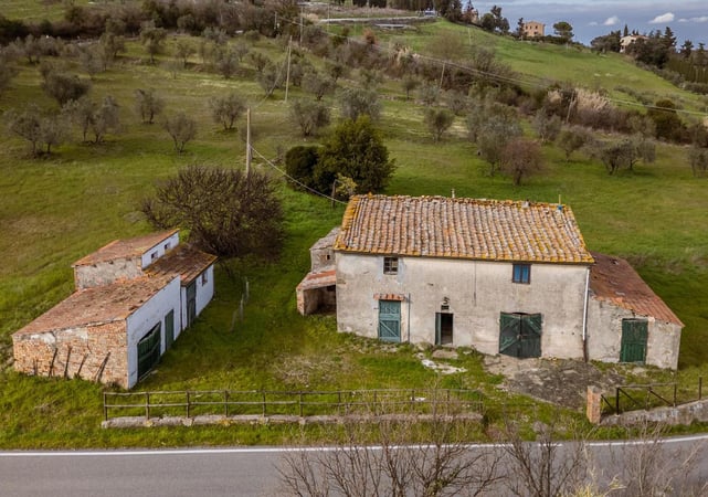 House in Montecatini Val di Cecina - view 1