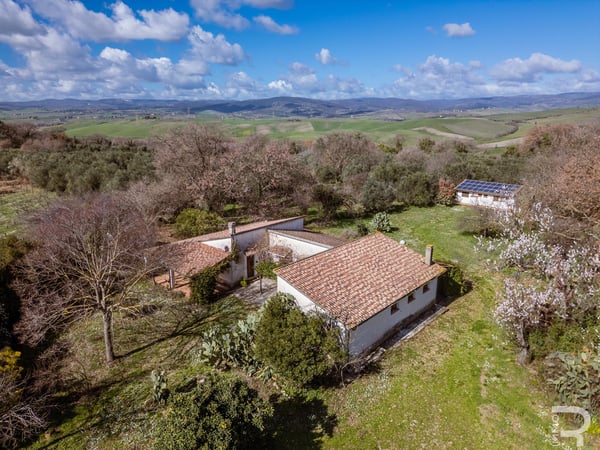 House in Manciano - view 1