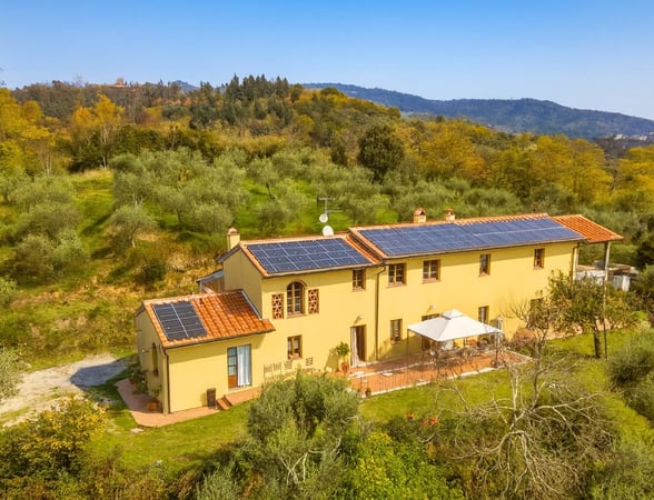 House in Buggiano - view 1