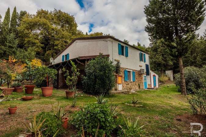 House in Roccastrada - view 1