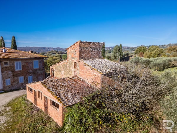 House in Sinalunga - view 1