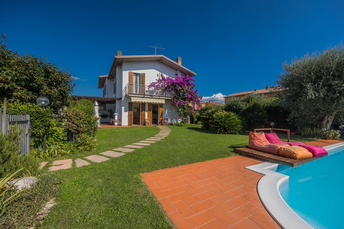 Villa in Toscolano-Maderno - Image 2
