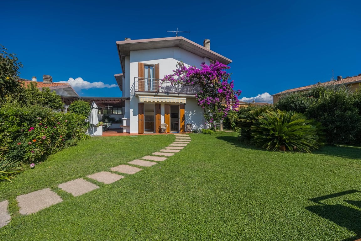 Villa in Toscolano-Maderno - Image 3