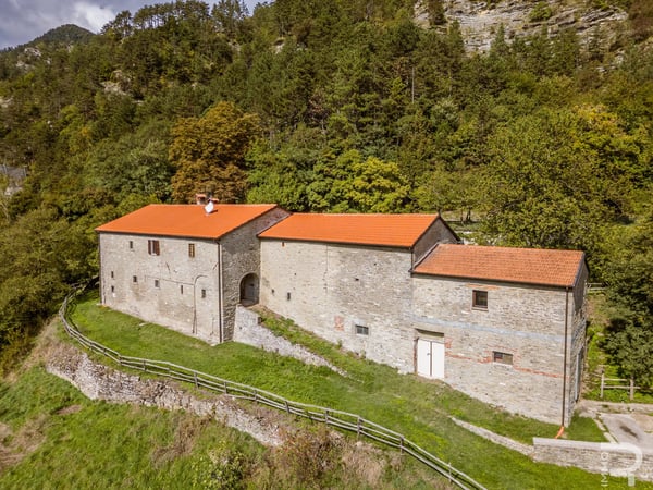 House in Borgo San Lorenzo - view 1