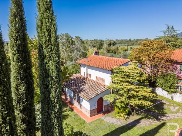 Villa in Reggello - view 1