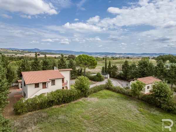 House in Scansano - view 1