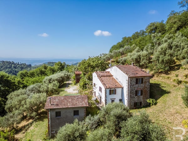 House in Pistoia - view 1