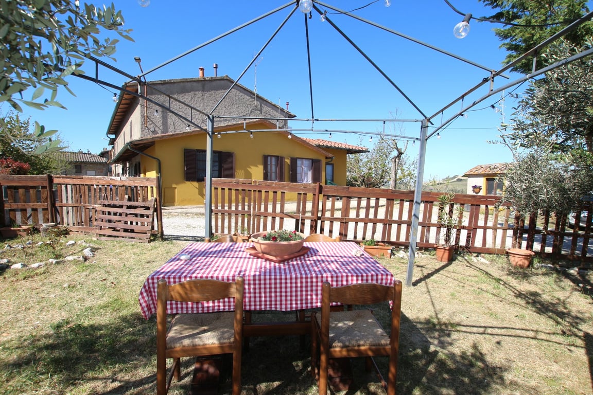House in Volterra - Image 3