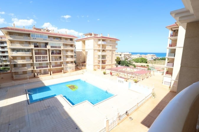 Apartment in Torrelamata - view 1