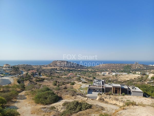 Land in Agios Tychon - view 1