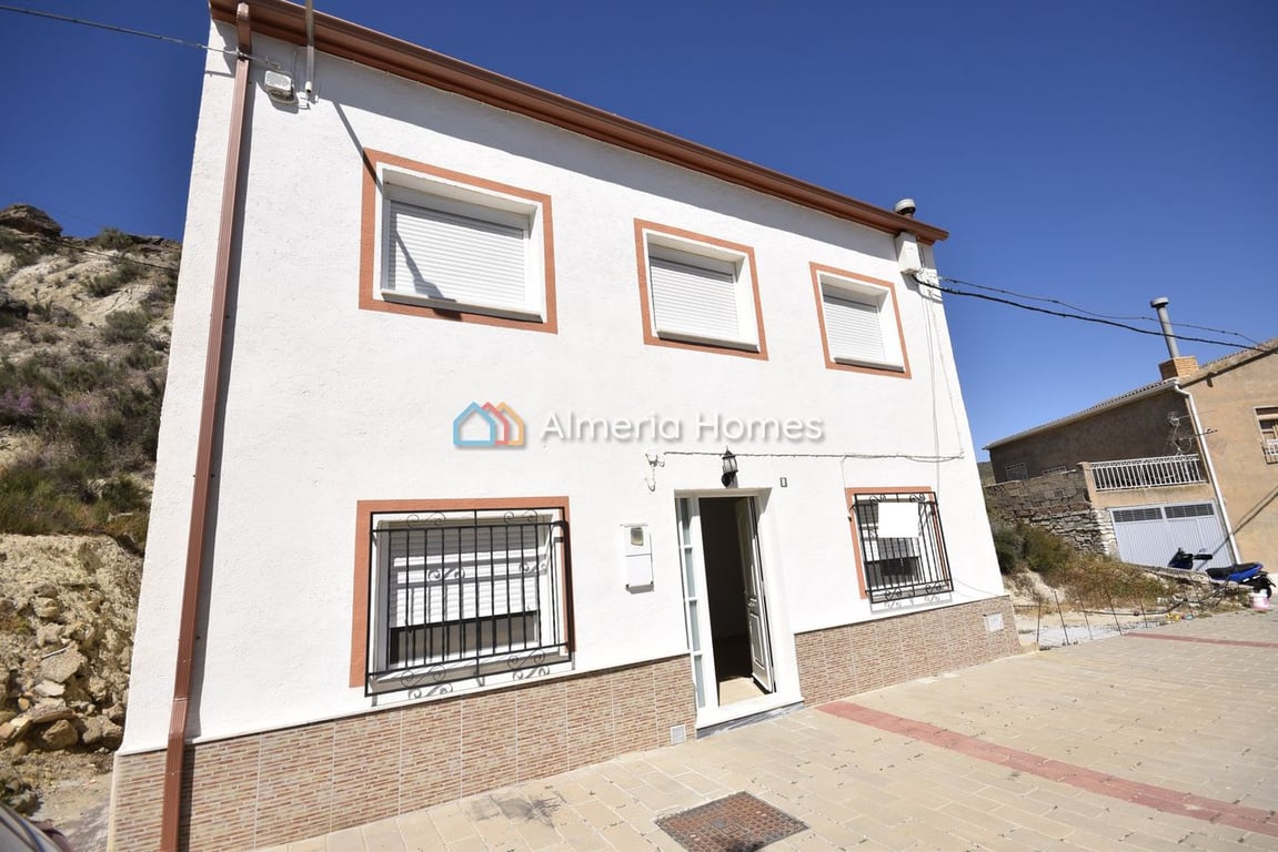 Villa in Partaloa - Image 3