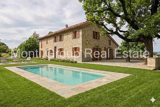 House in Strevi - view 1