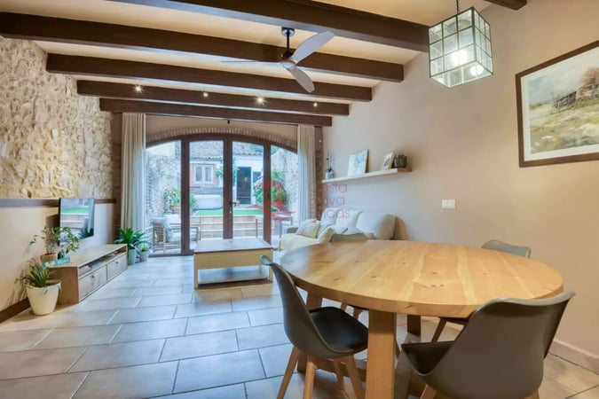House in Sant Feliu de Guixols - view 1