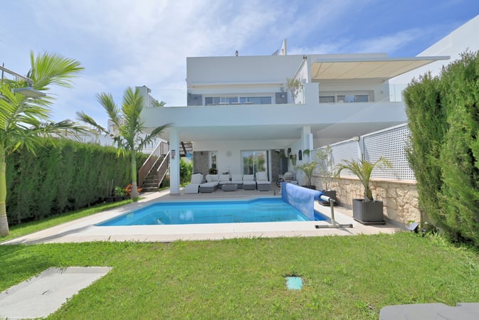 House in Riviera del Sol - view 1
